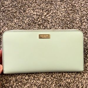 Kate Spade mint wallet